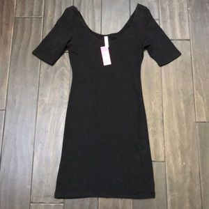 Cute black tight short sleeve dress